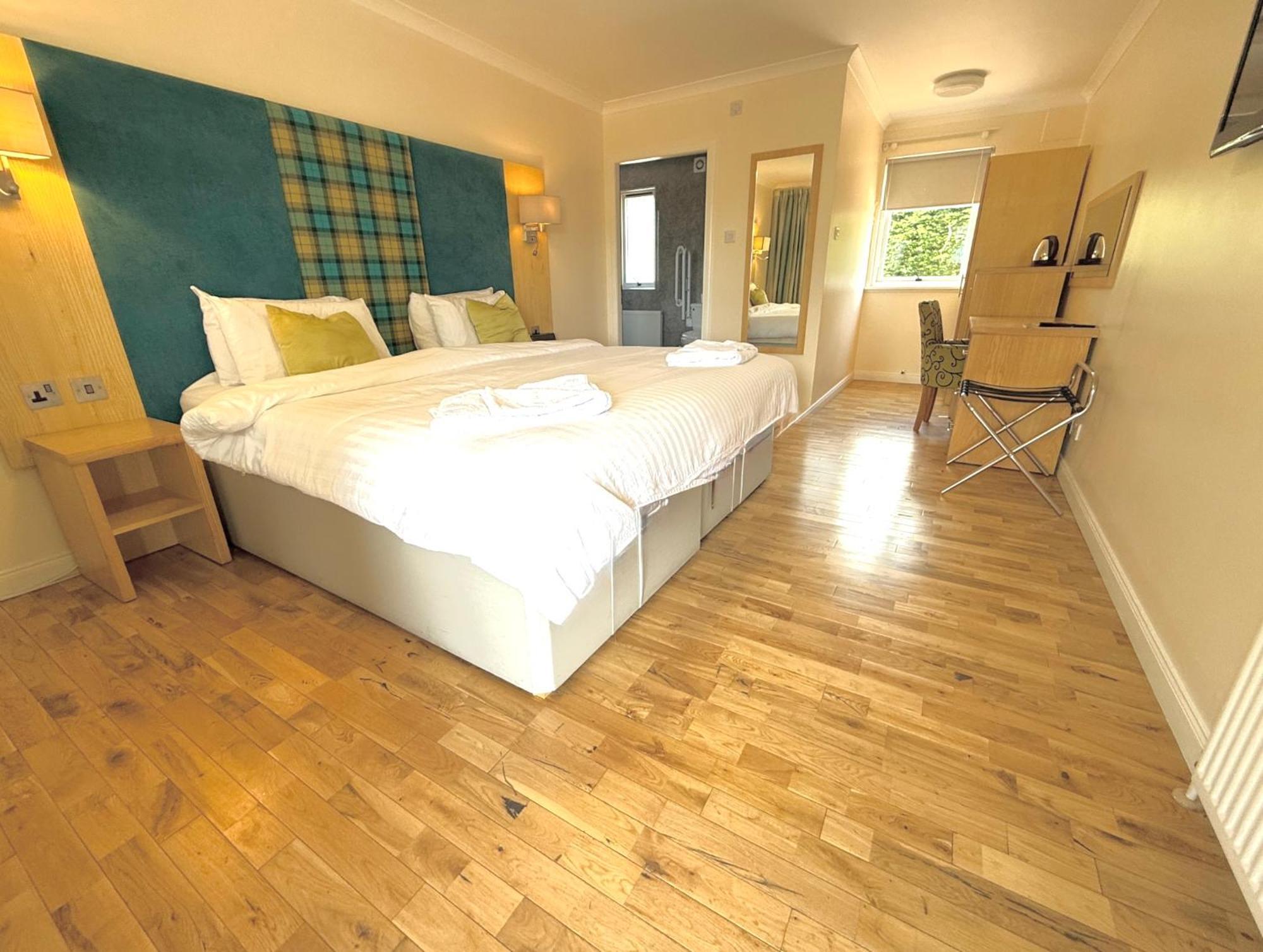 The Clubhouse Hotel Nairn Eksteriør billede
