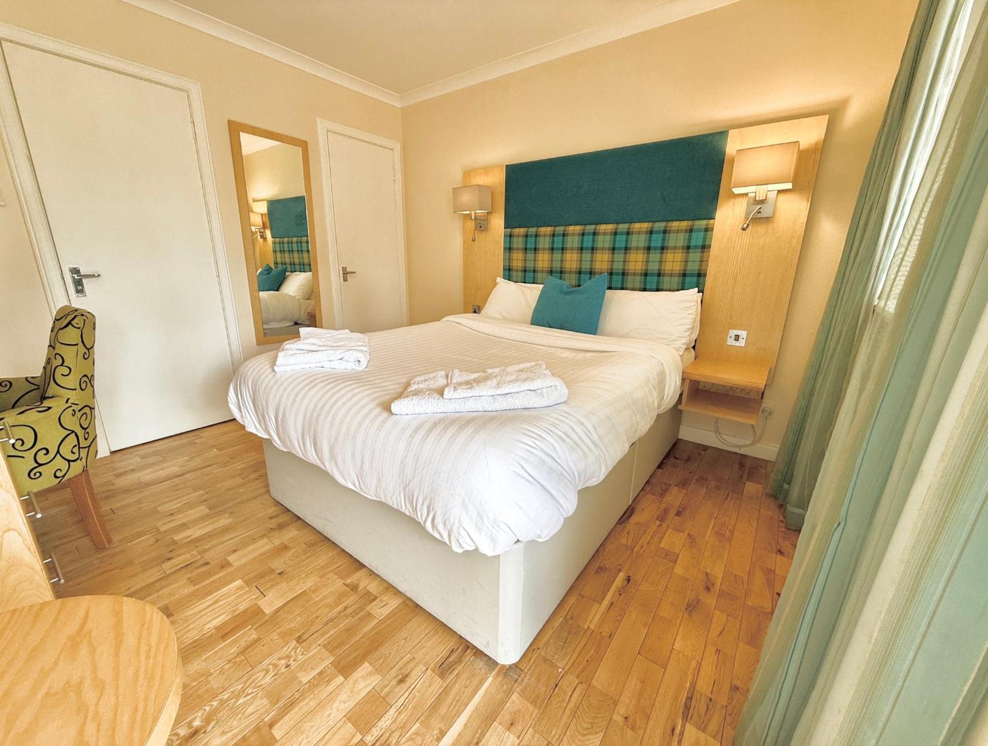 The Clubhouse Hotel Nairn Eksteriør billede